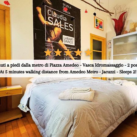 Metro Amedeo - Stanza Privata Con Vasca Idromassaggio Apartment Naples Exterior photo